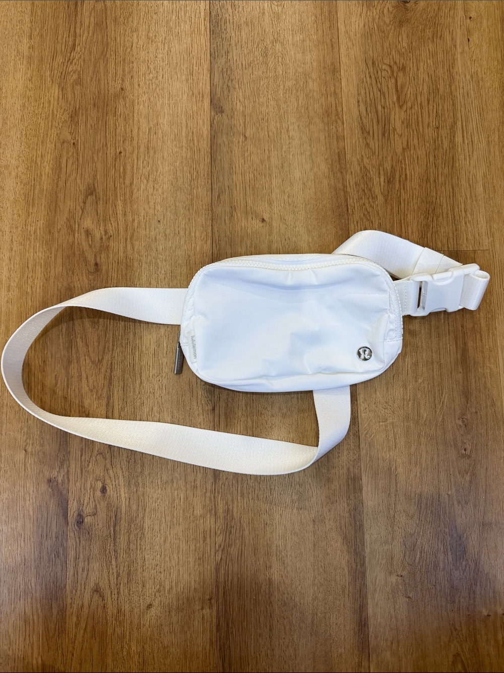 lululemon athletica white belt bag